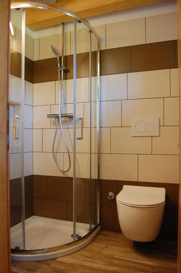 Apartma Hiska Dobravlje エクステリア 写真
